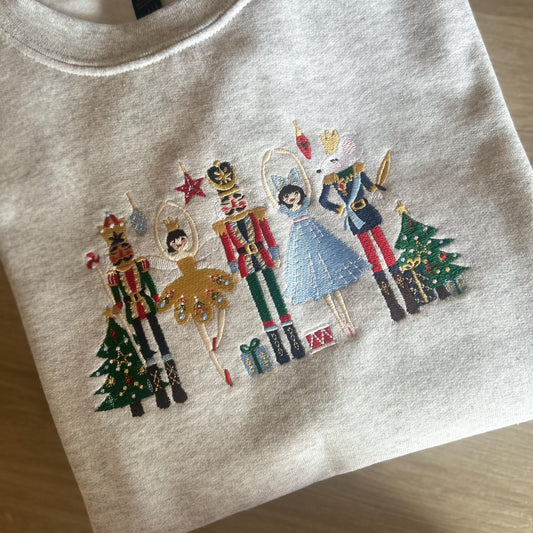 Pull de Noël femme brodé Casse-Noisette