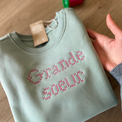 sweat brodé grande soeur