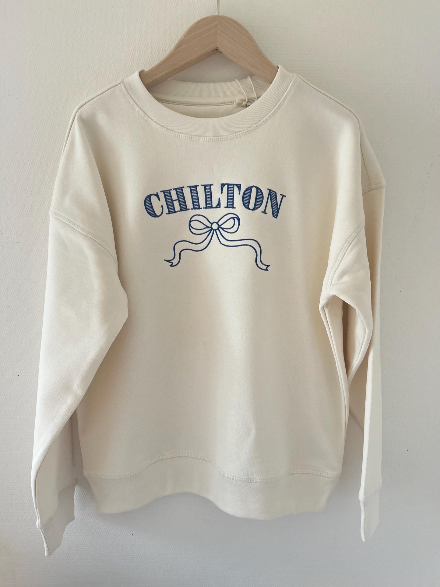 Sweat Gilmore girls Chilton