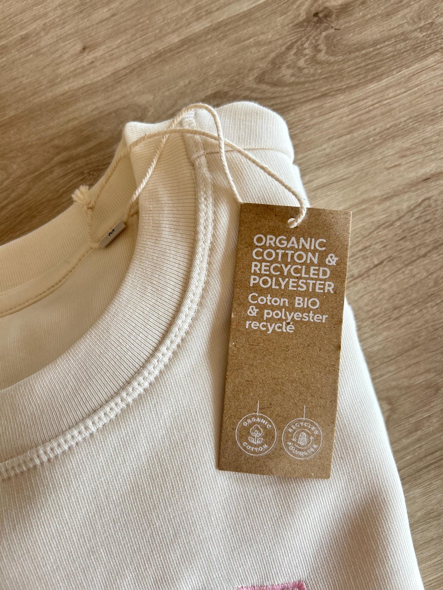 sweat maman personnalisé brodé femme - étiquette coton bio